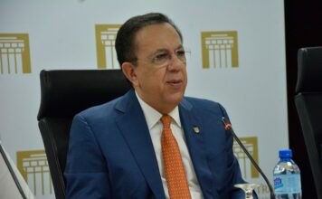 Banco Central y FMI revisan previsiones de economía dominicana