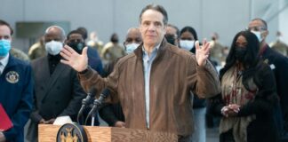 Biden dice que es ‘triste’ la renuncia del gobernador de NY pero respeta su decisión