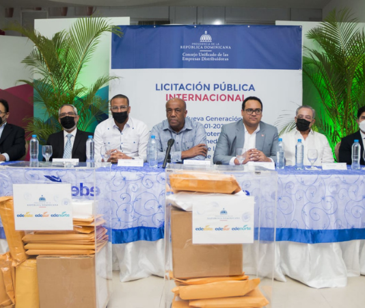 EMPRESAS DISTRIBUIDORAS RECIBEN CREDENCIALES OFERENTES COMPRA-VENTA POTENCIA ENERGÍA