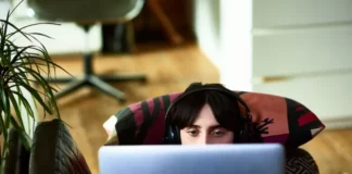 Netflix reporta la pérdida de casi 1 millón de suscriptores y anuncia un cobro extra en 5 países de América Latina por cuentas compartidas