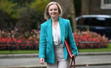 Liz Truss, una camaleón de la política, está lista para su transformación más difícil hasta el momento: ser la próxima primera ministra de Reino Unido
