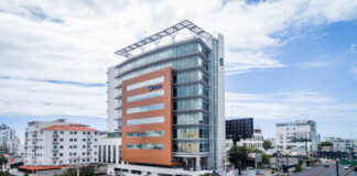 Gobierno dispone rebaja del precio de los combustibles