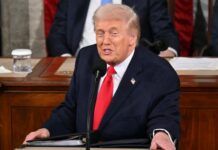 Trump presume de su gestión económica y migratoria en el más largo discurso del Estado de la Unión